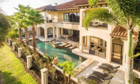 Exclusive Mansion with Large Private Pool on Reunion Resort and Spa, Orlando Mansion 4742